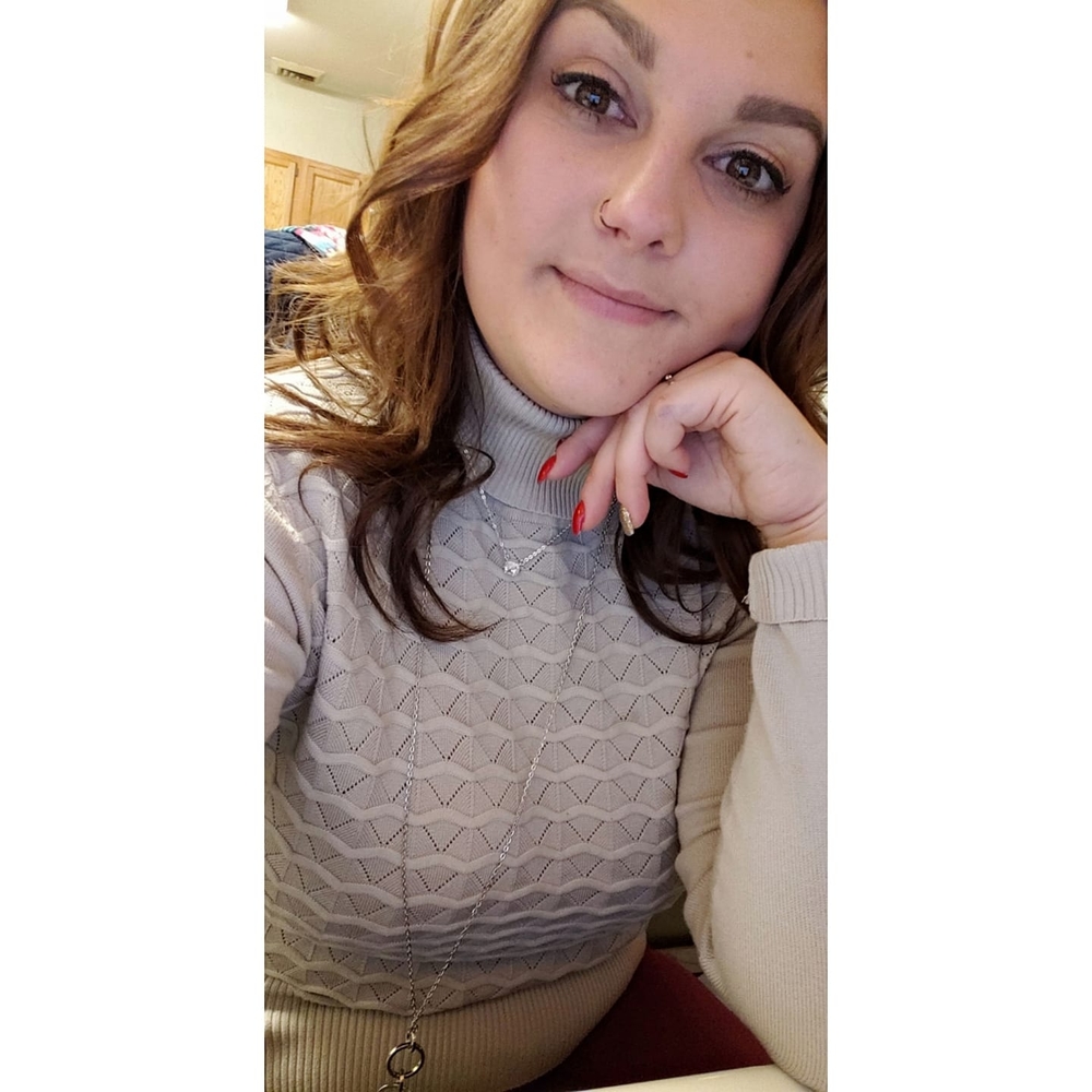 Meet your Posher, Gabby